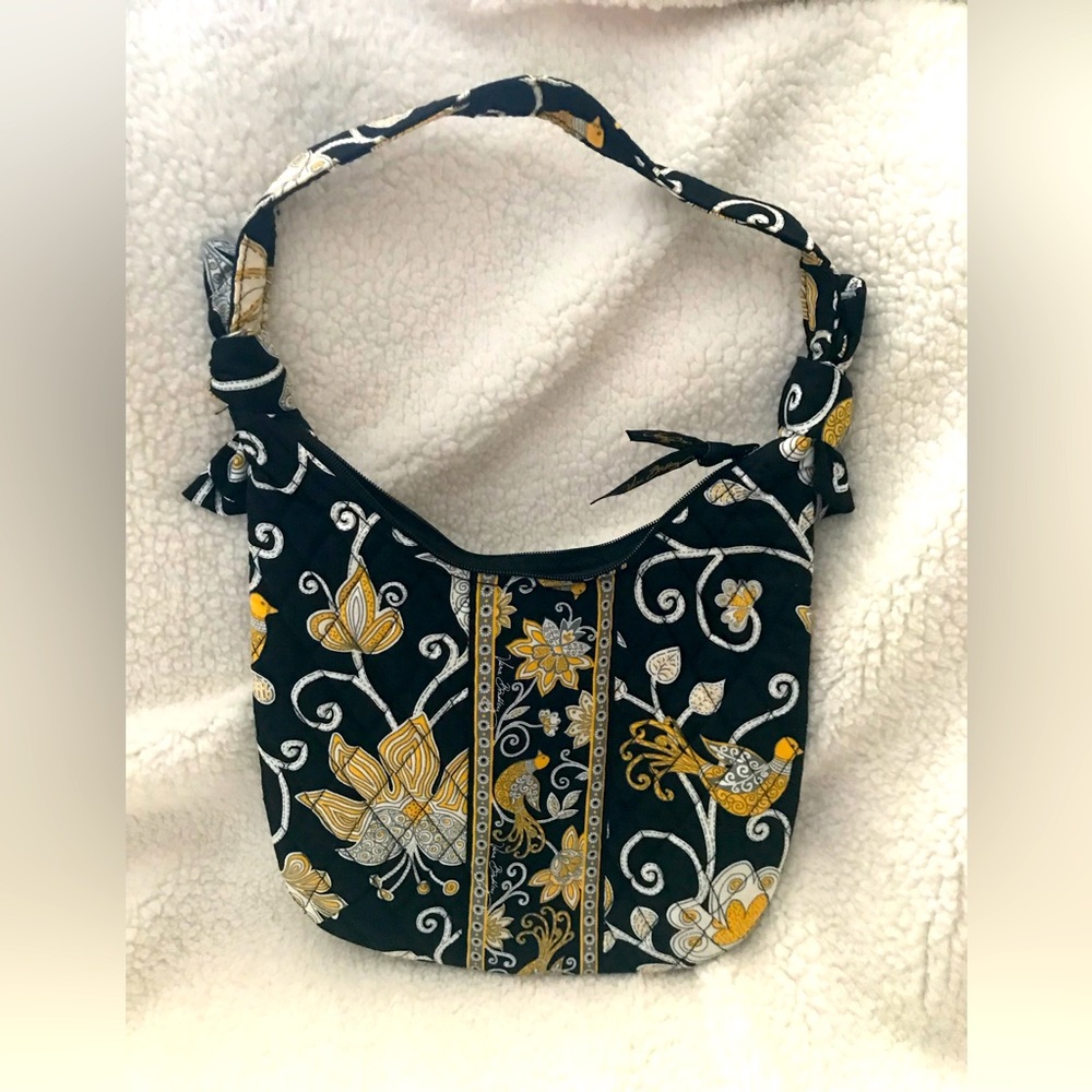 Vera Bradley - Yellow Bird Print - Spring 2008 - RETIRED - 
Purse Small HoBo